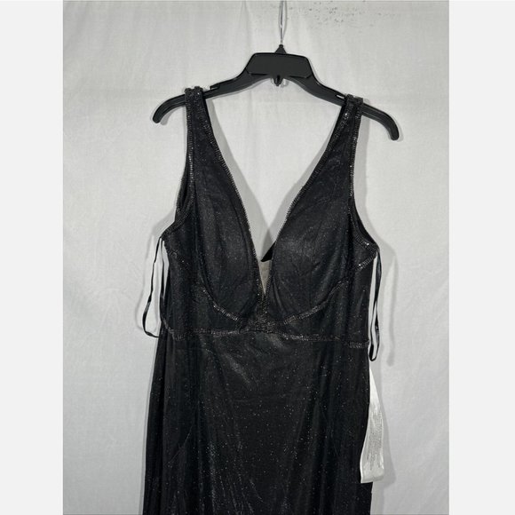 NEW $498 Mac Duggal [ PLUS 14W ] Sleeveless Metallic‎ Glitter Trumpet Gown Black - Picture 9 of 15